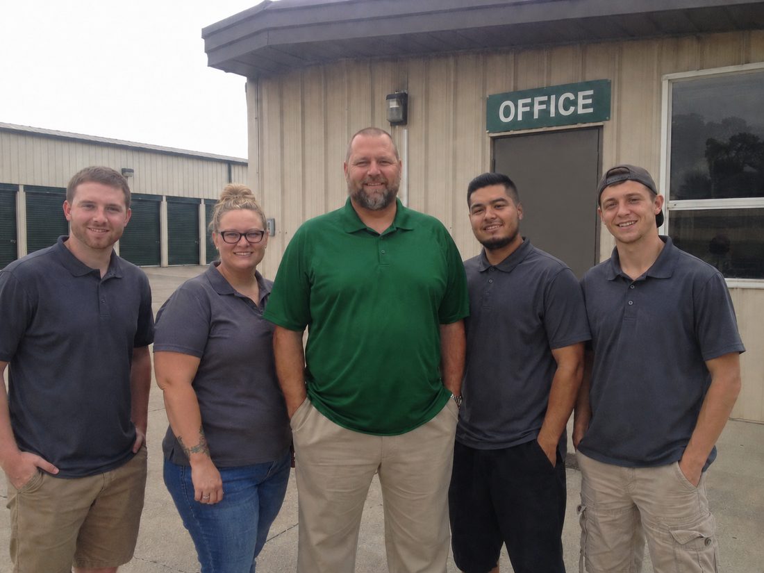 Pest control professionals in Dundalk, MD